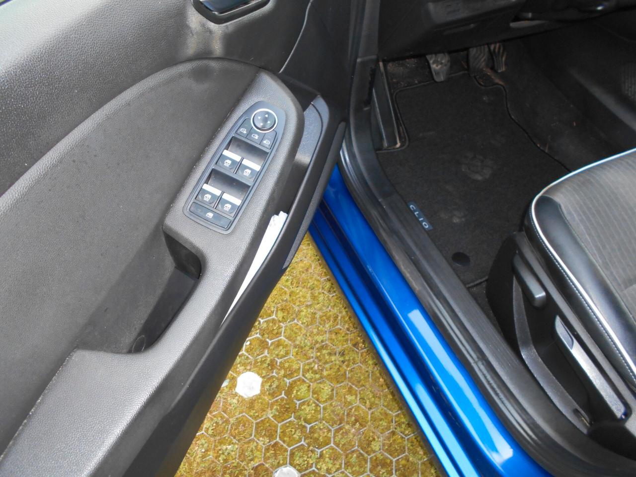 Renault Clio 1.5 DCI INTENS 115 CV