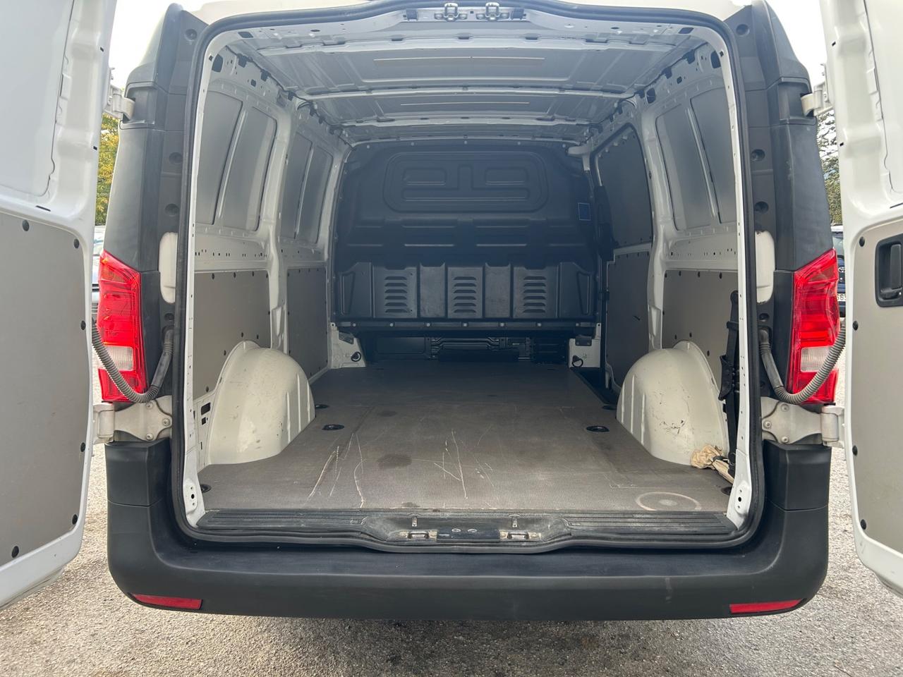 Mercedes-benz Vito 114 CDI Long 135000km 20202