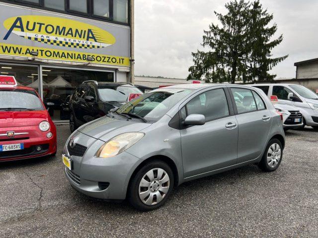 TOYOTA Yaris 1.0 5 porte Sol