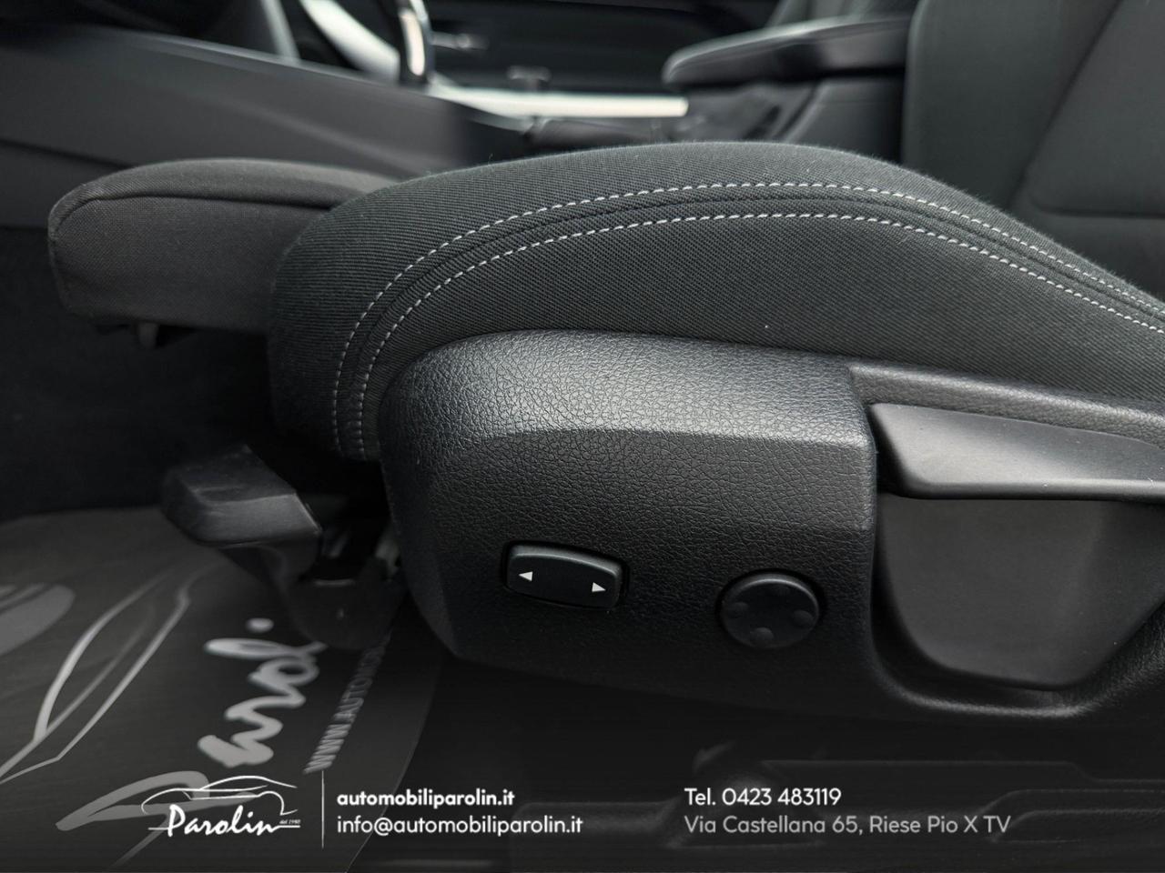 BMW 420 i Coupe Sport Xenon-ACC-Park-Black pack