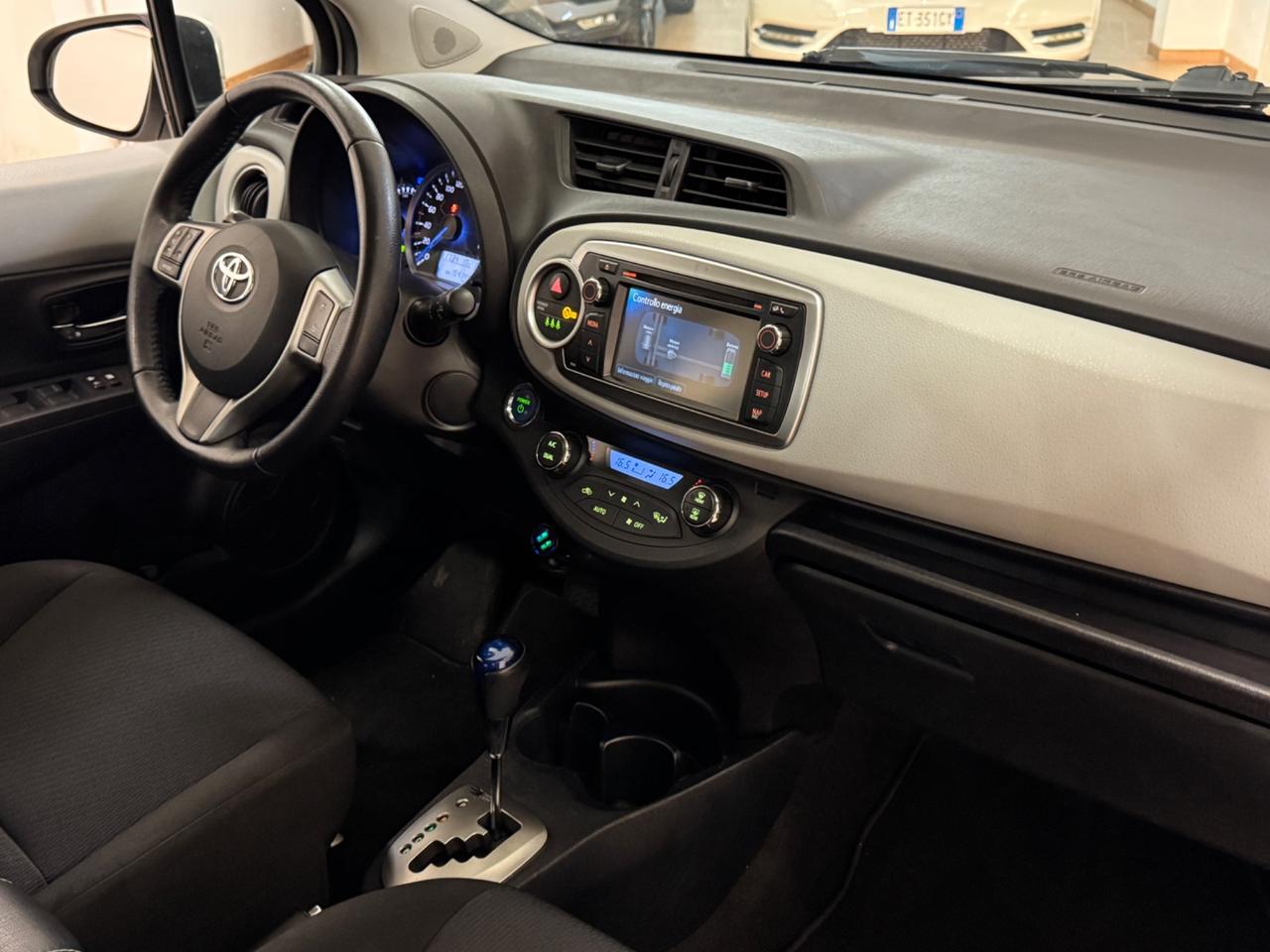 Toyota Yaris 1.5 Hybrid 5 porte Lounge Tagliandi Toy Garantita Permute