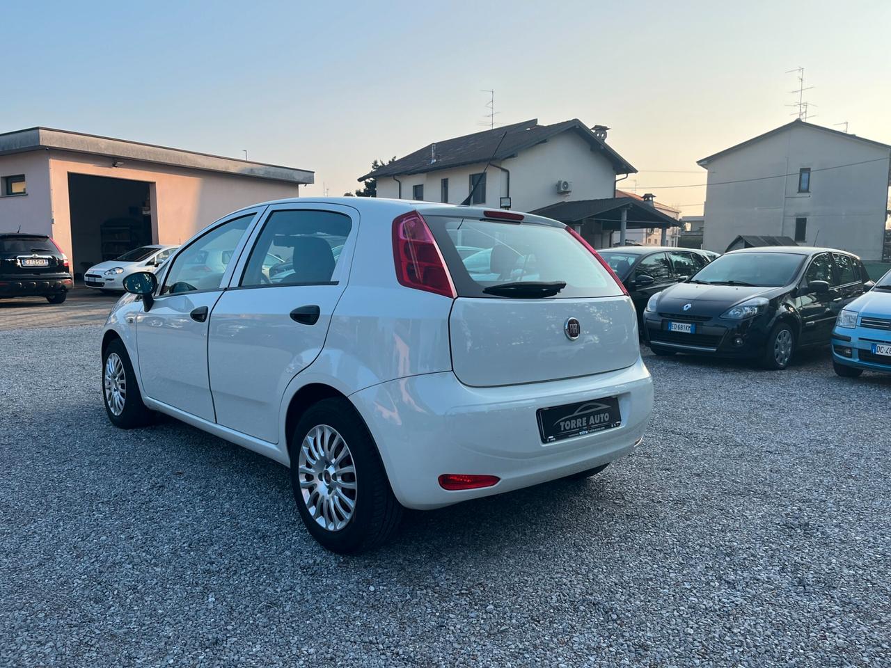 Fiat Punto 1.3 MJT II S&S 95 CV 5 porte Street