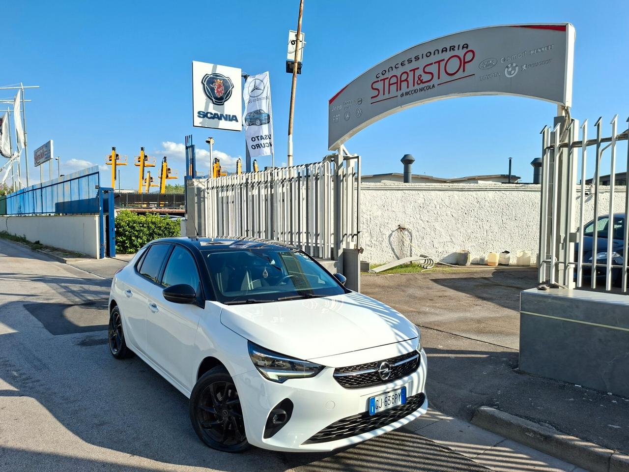 Opel Corsa 1.2 100 CV Design & Tech