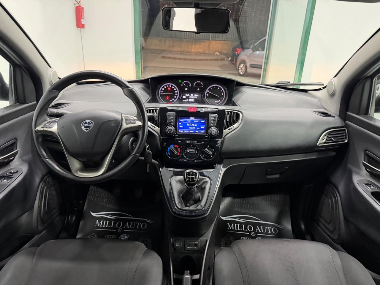 Lancia Ypsilon 1.2 69 CV 5 porte GPL Ecochic Gold
