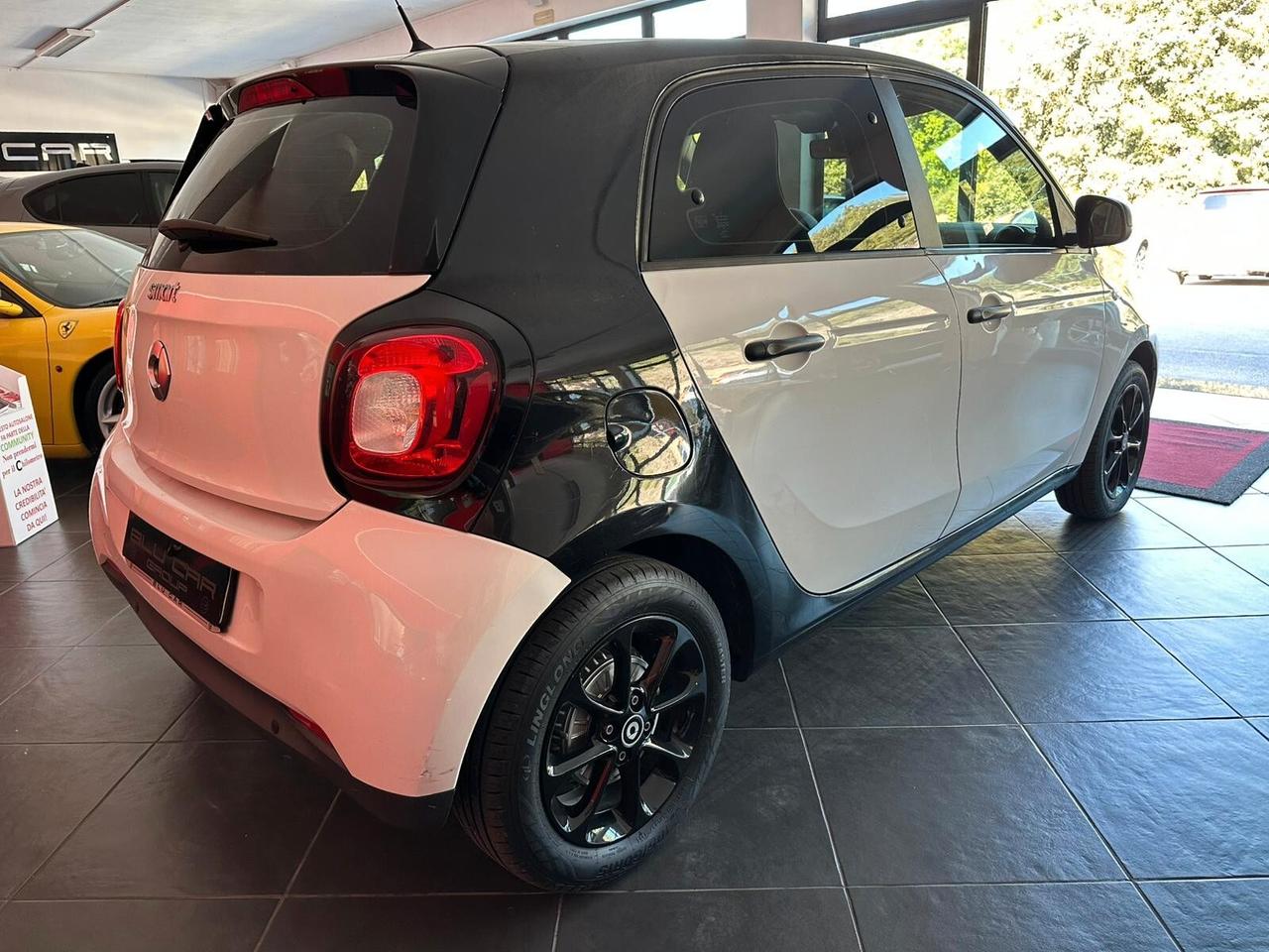 SMART FORFOUR 1.0 70cv PASSION