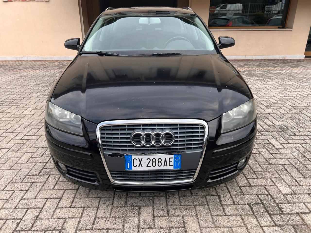 Audi A3 Sportback 1.6 doppio tetto panoramico
