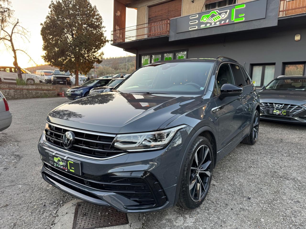 Volkswagen Tiguan 2.0 TDI 200 CV SCR DSG 4MOTION R-Line