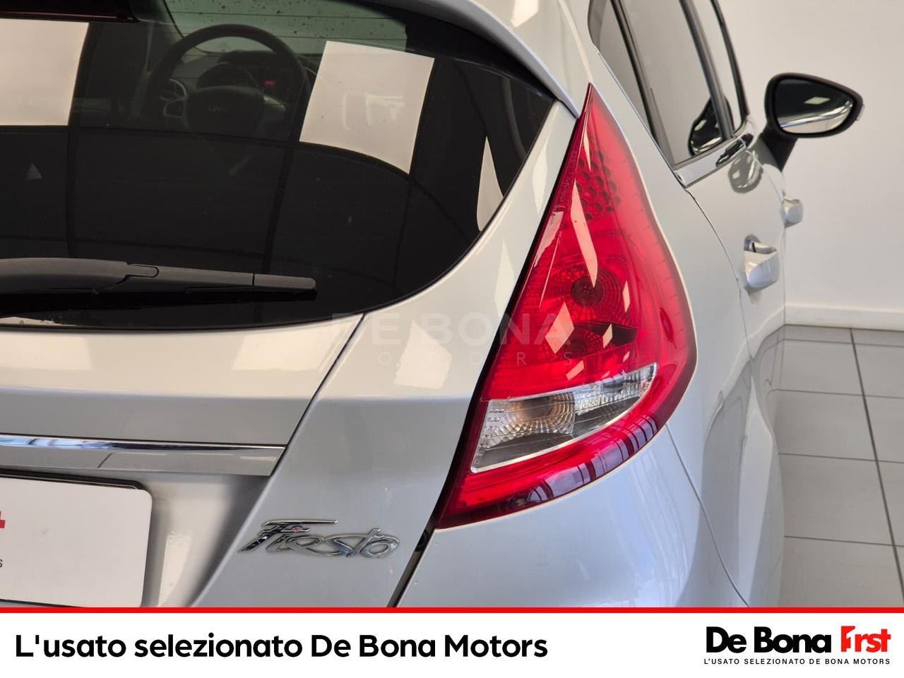 Ford Fiesta 5p 1.2 16v titanium c/esp e5