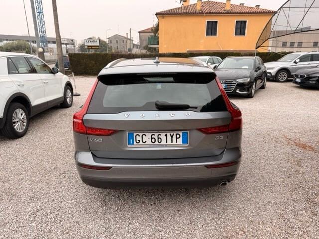 Volvo V60 2.0 d3 150 cv Momentum Geartronic