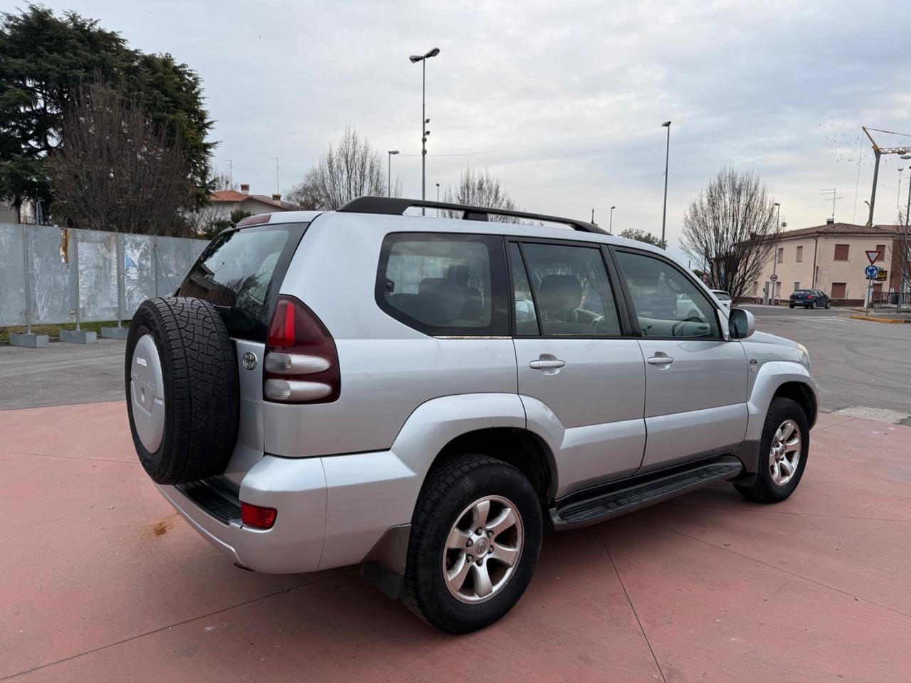 Toyota Land Cruiser 3.0 D-4D 16V cat 5 porte Sol