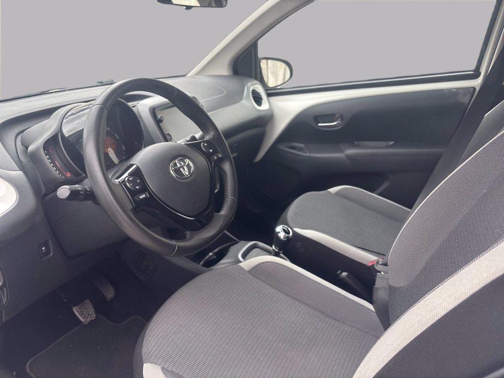 TOYOTA Aygo 5p 1.0 x-cool m-mt 72cv del 2021