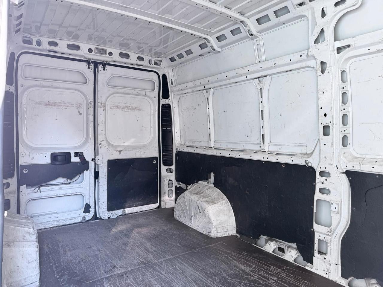 Peugeot Boxer MAXI 2.2HDI 140CV 2020