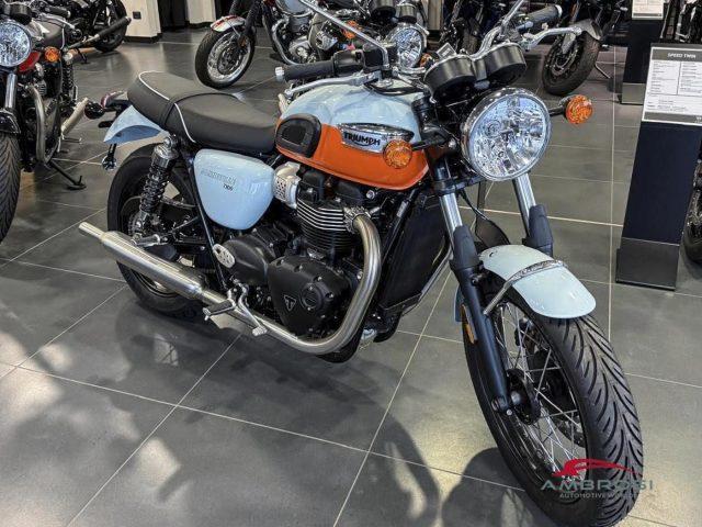 TRIUMPH Bonneville T100 (MY21)