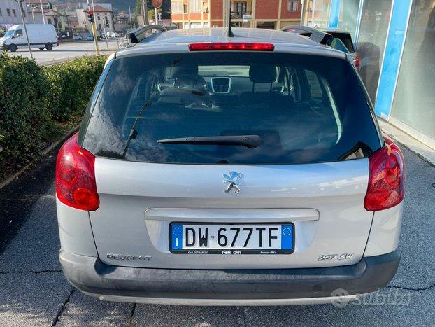 Peugeot 207 1.4 8V 75CV SW X Line