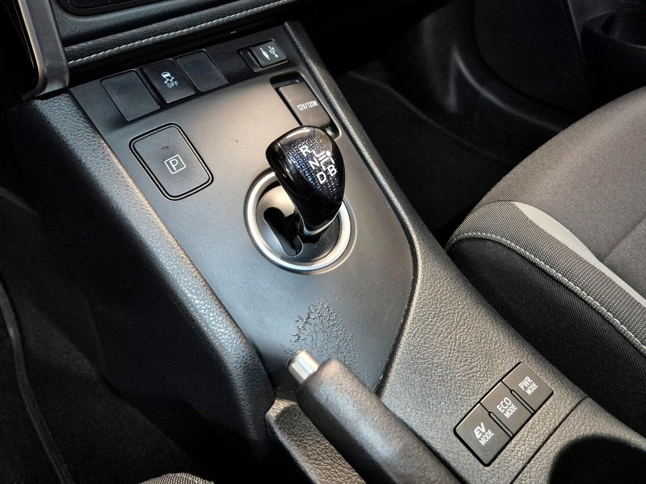 Toyota Auris 1.8 Hybrid Active