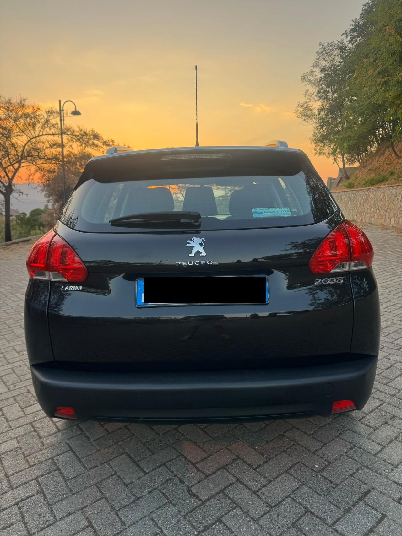 Peugeot 2008 1.4 HDi 68Cv 2014
