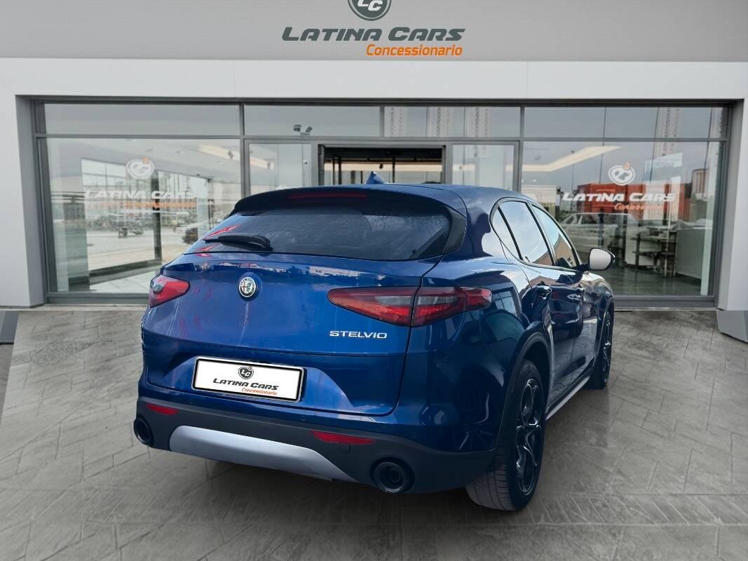 Alfa Romeo Stelvio 2.2 t Business rwd 160cv auto Con NAVIGATORE