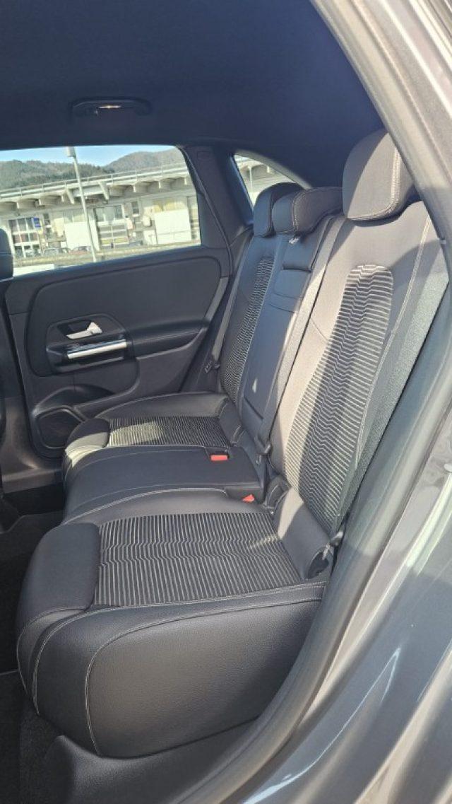 MERCEDES-BENZ B 180 d Automatic Sport