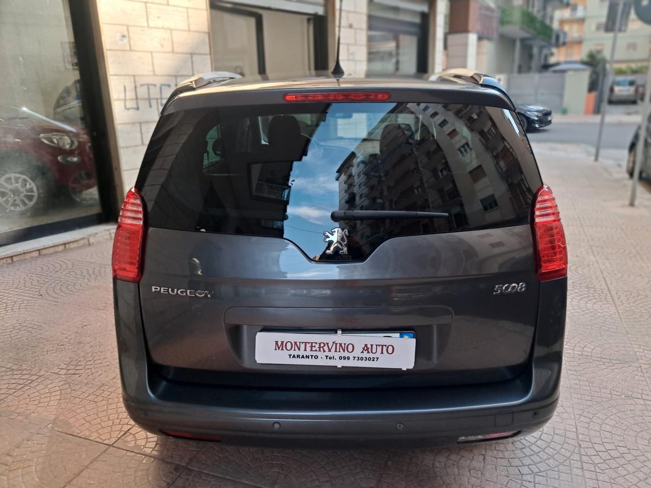 PEUGEOT 5008 2.0 HDi 150CV Féline-TETTO+NAVY-Euro5290