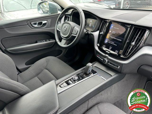 VOLVO XC60 B4 (d) AWD Geartronic Momentum