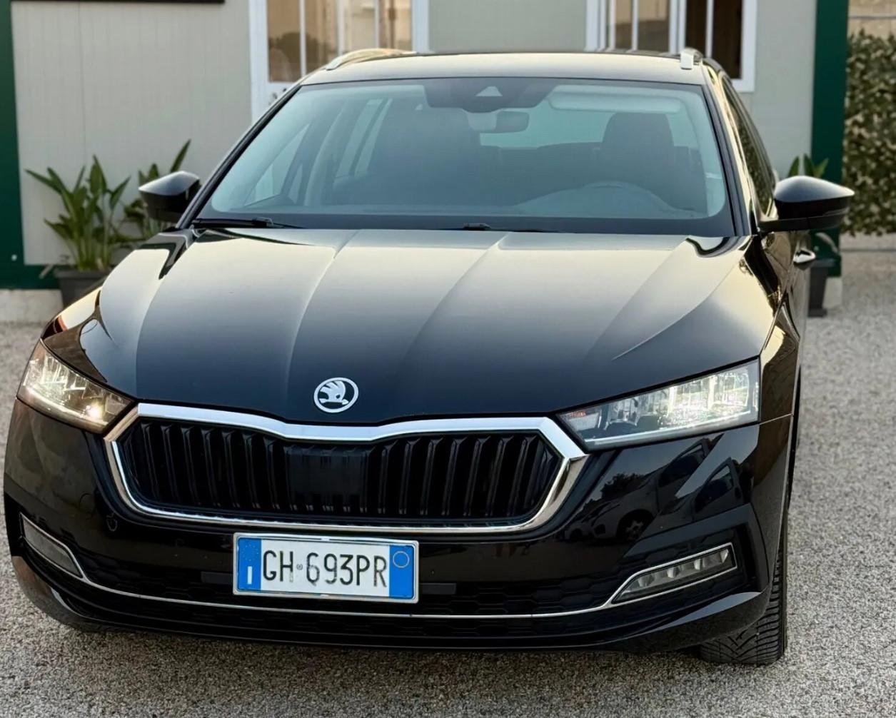 Skoda Octavia 2.0 TDI SCR 150 CV DSG Wagon Executive IVA ESPOSTA