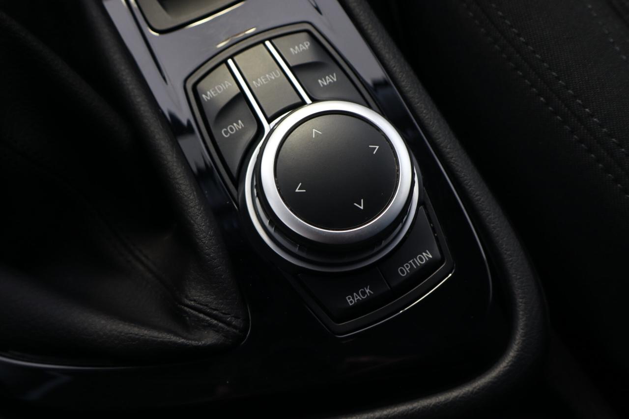 BMW 218 d ACTIVE TOURER ADVANTAGE - 218d