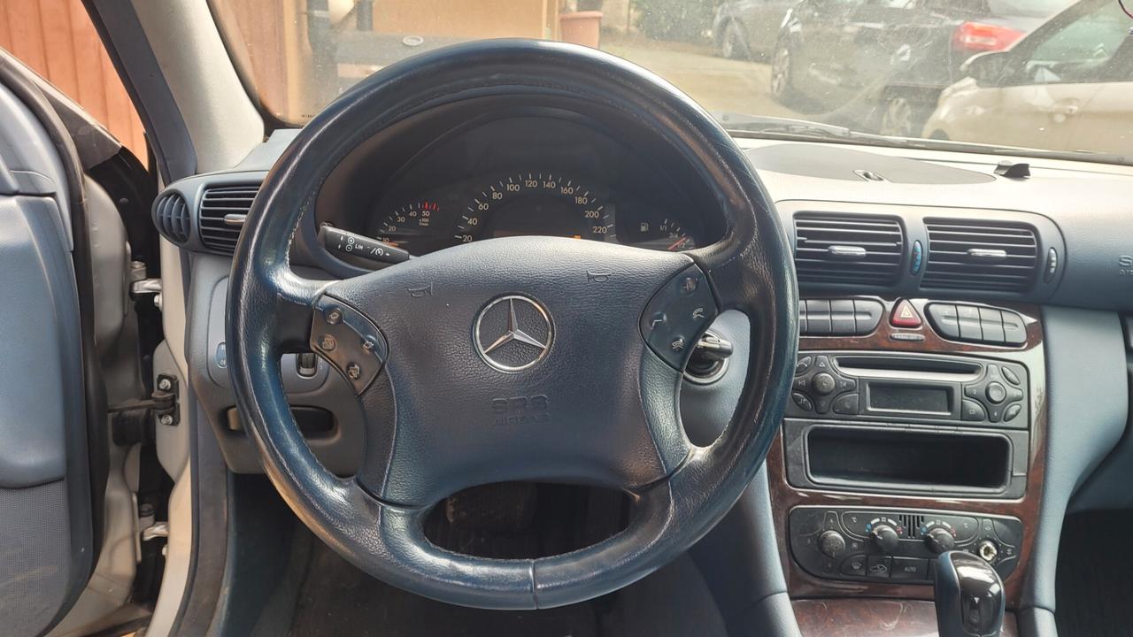 Mercedes C 220 CAMBIO AUTOMATICO..NON TRATTABILE..