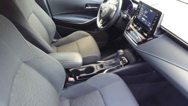 TOYOTA Corolla 1.8 Hybrid Style