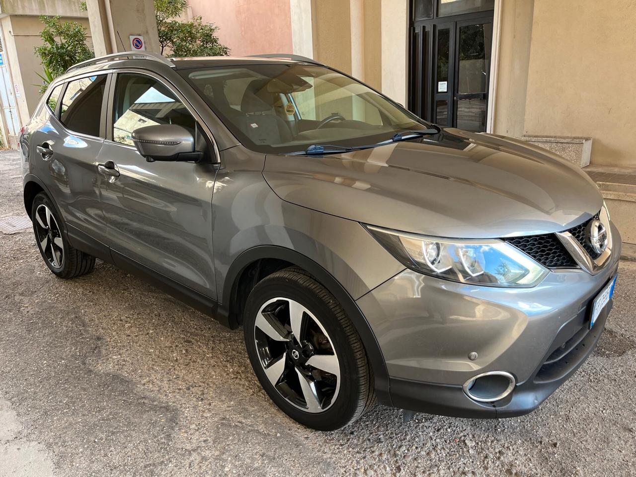 Nissan Qashqai 1.5 dCi N-Connecta