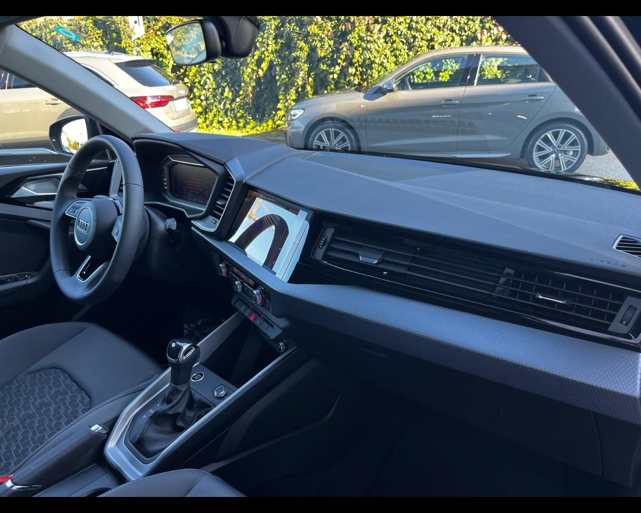 AUDI A1 SPORTBACK 30 TFSI S-TRONIC S LINE EDITION