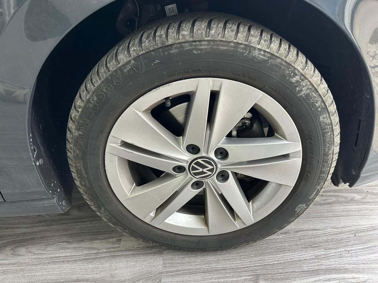 Volkswagen Golf 1.0 eTSI EVO DSG Life