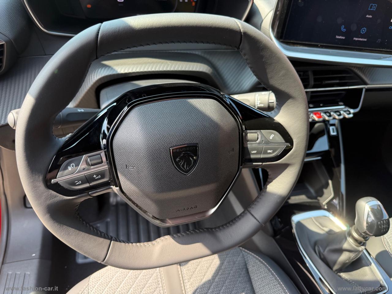 PEUGEOT 2008 PureTech 100 S&S Allure