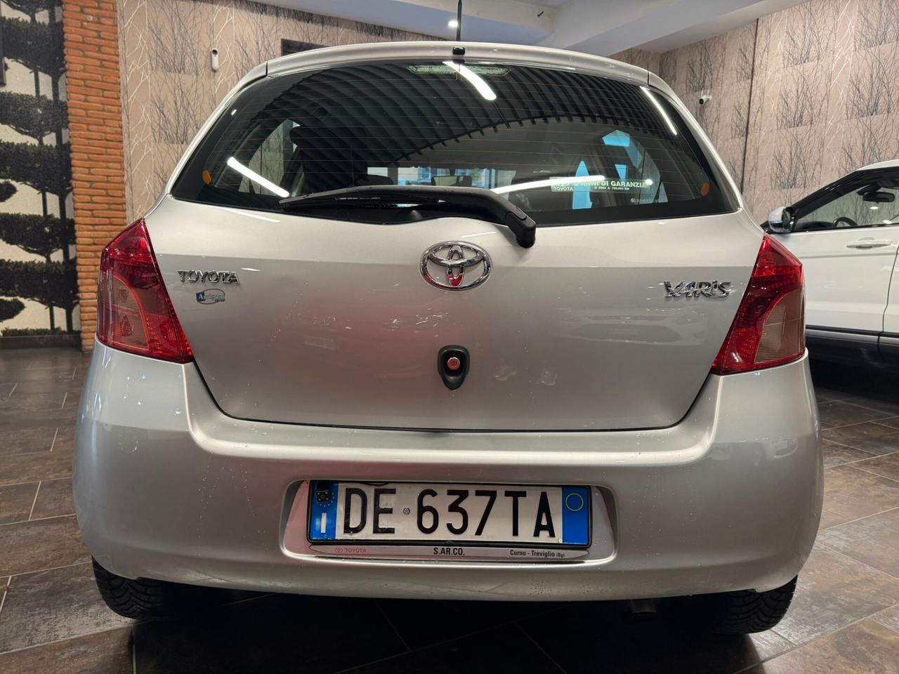 Toyota Yaris 1.3 5 porte Sol