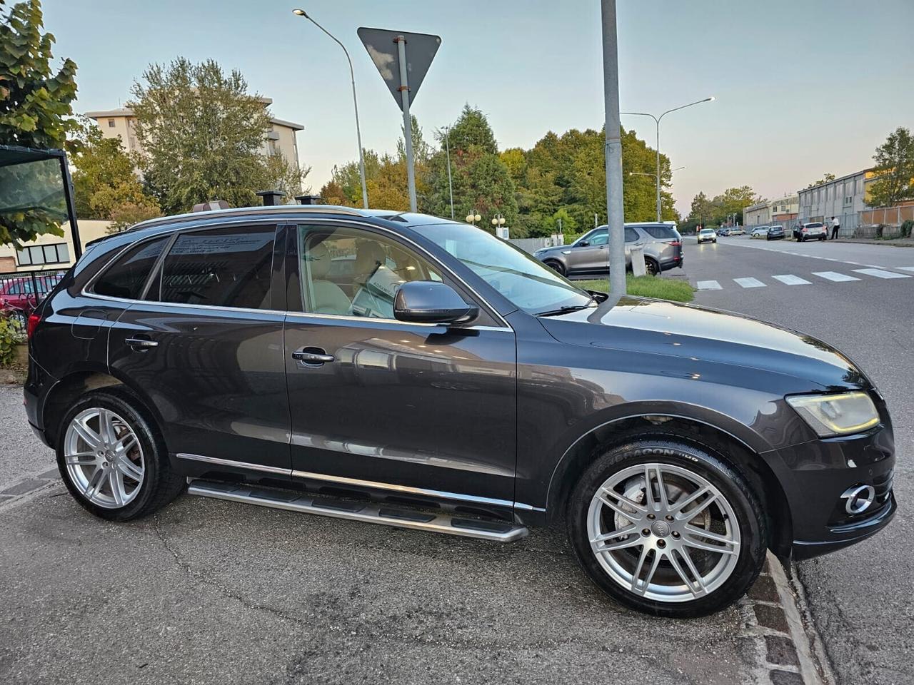 Audi Q5 2.0 TDI 177cv Quattro S-Tronic*Pelle*Navi*Pdc*20*Xeno