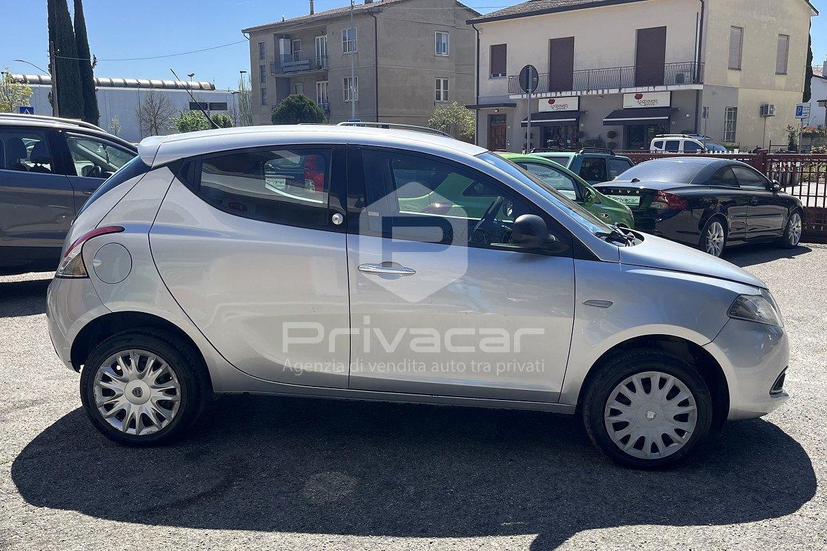LANCIA Ypsilon 0.9 TwinAir 85 CV 5 porte Metano Ecochic Gold