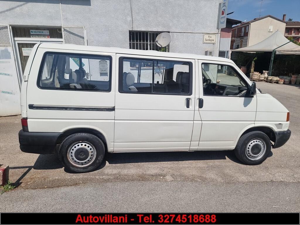 VOLKSWAGEN CARAVELLE-9 POSTI 2001