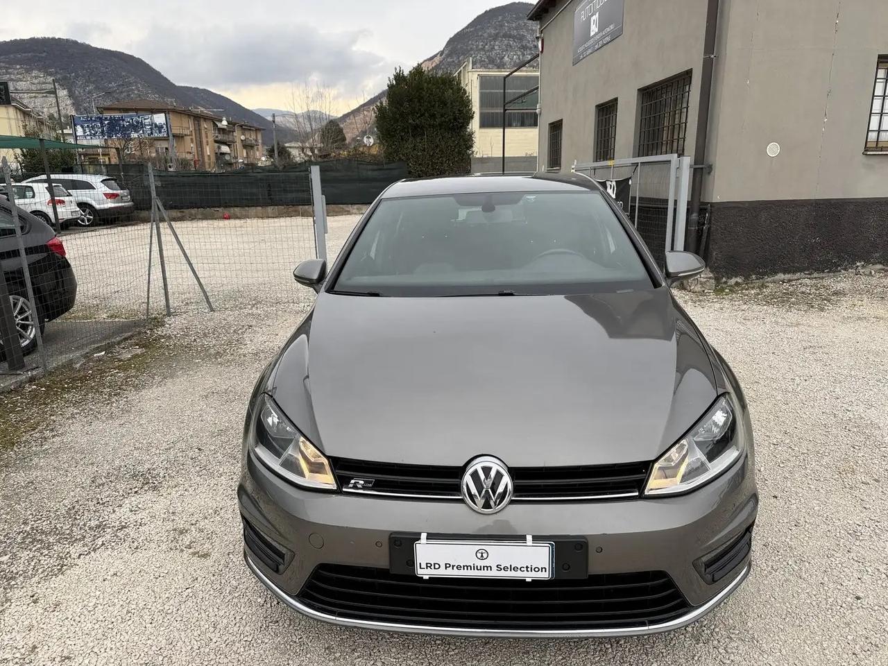 Volkswagen Golf 7 1.6 Tdi Dsg 110cv R-line Edition Uniporp E6