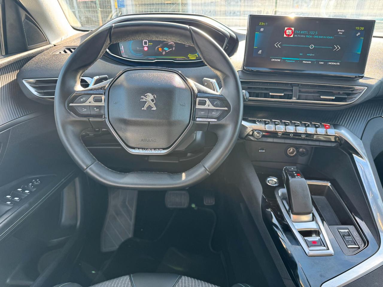 Peugeot 3008 Hybrid 225 e-EAT8 Allure