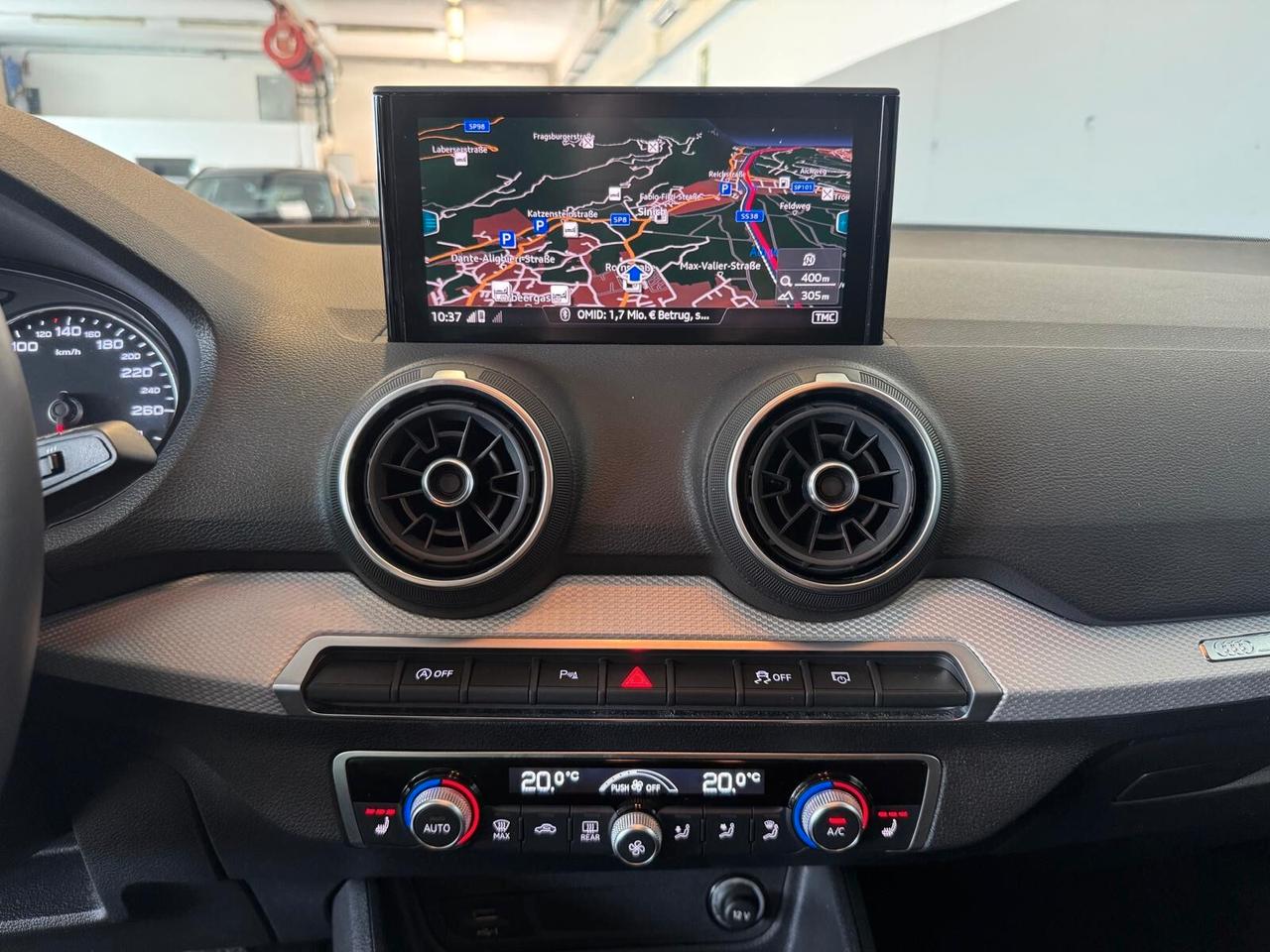Audi Q2 35 TFSI S tronic Business
