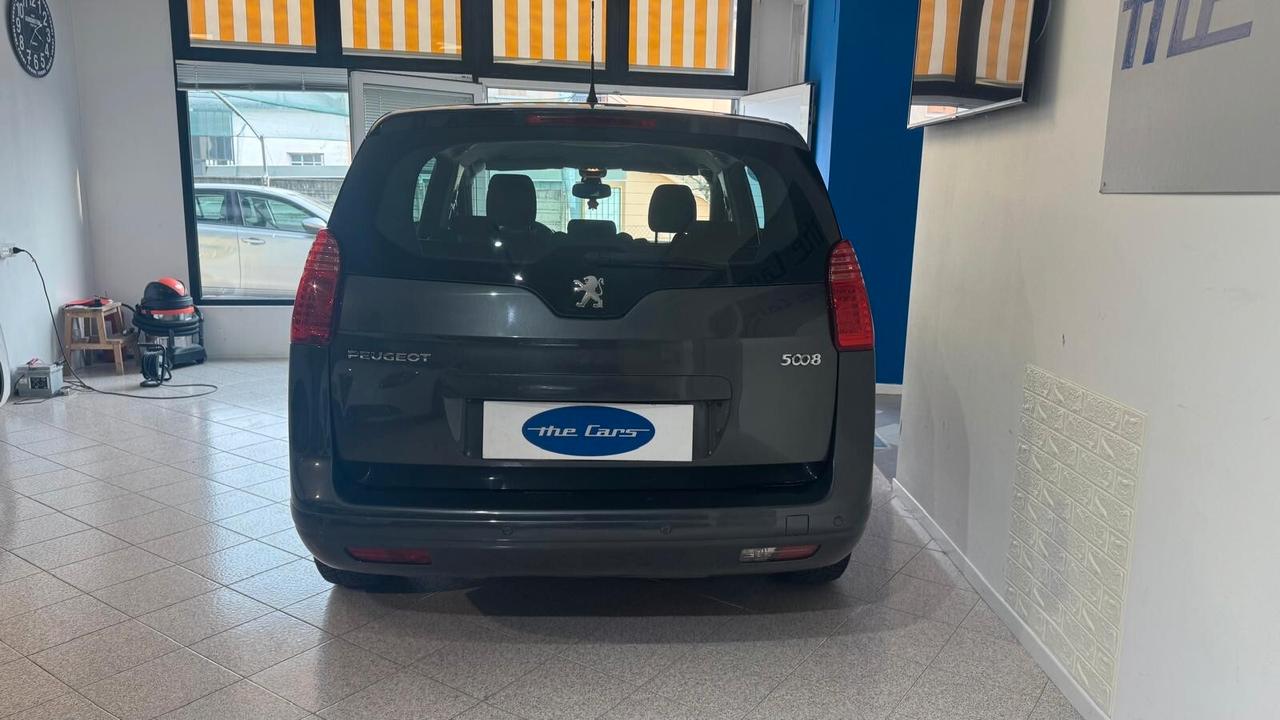 Peugeot 5008 1.6 HDi 110CV Premium