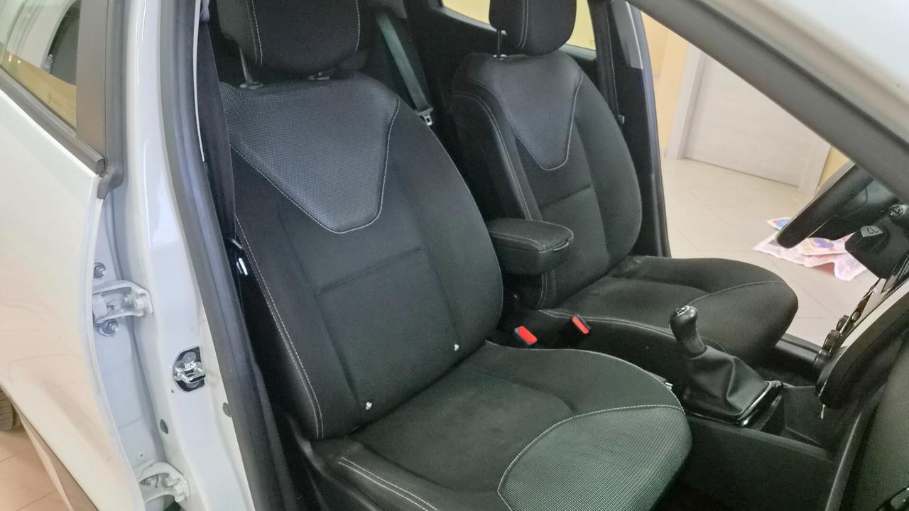 Renault Clio 1.2 75CV 5 porte Live