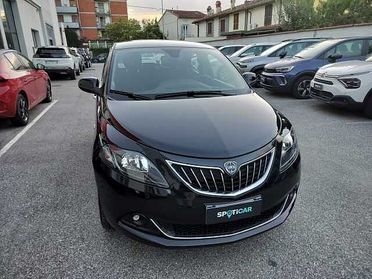 Lancia Ypsilon 1.0 FireFly 5 porte S&S Hybrid Platino