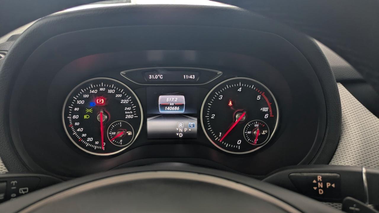 Mercedes-benz B 180 B 180 d Automatic AMG Line Advanced Plus