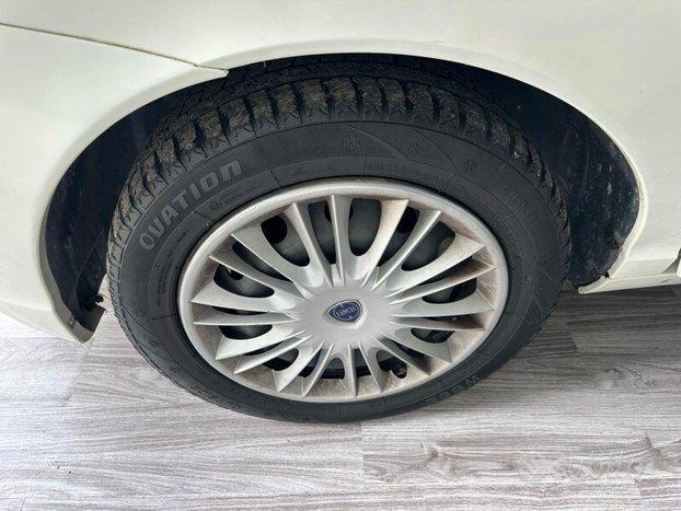 LANCIA Ypsilon 2 serie Ypsilon 1.2 Platino