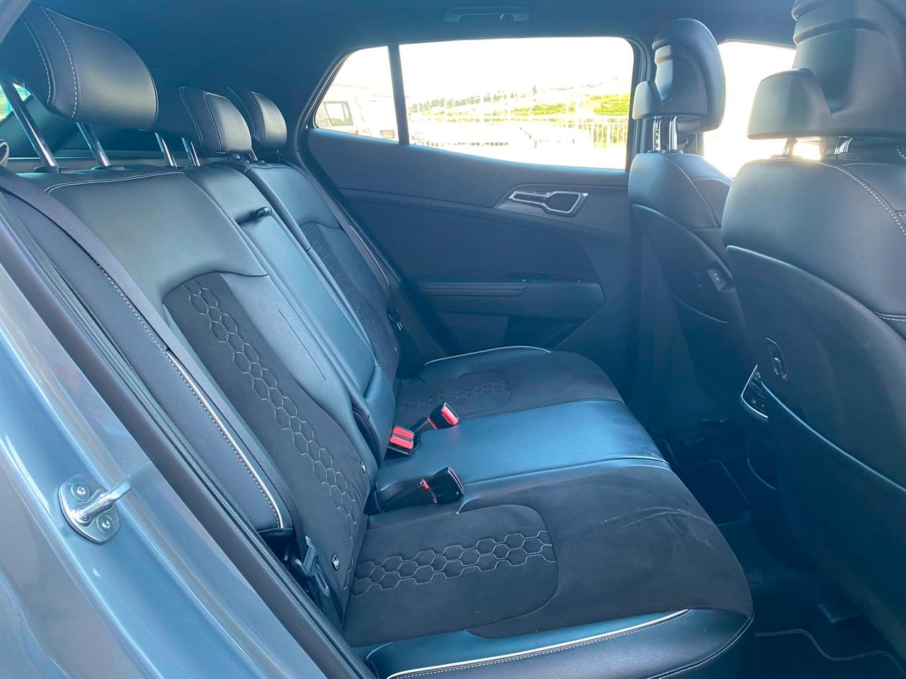 Kia Sportage 1.6 TGDi HEV AT GT-line