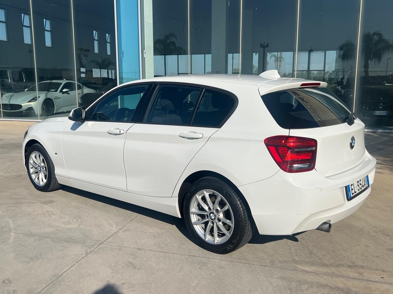 Bmw 116d 5p. Urban 2.0 116CV
