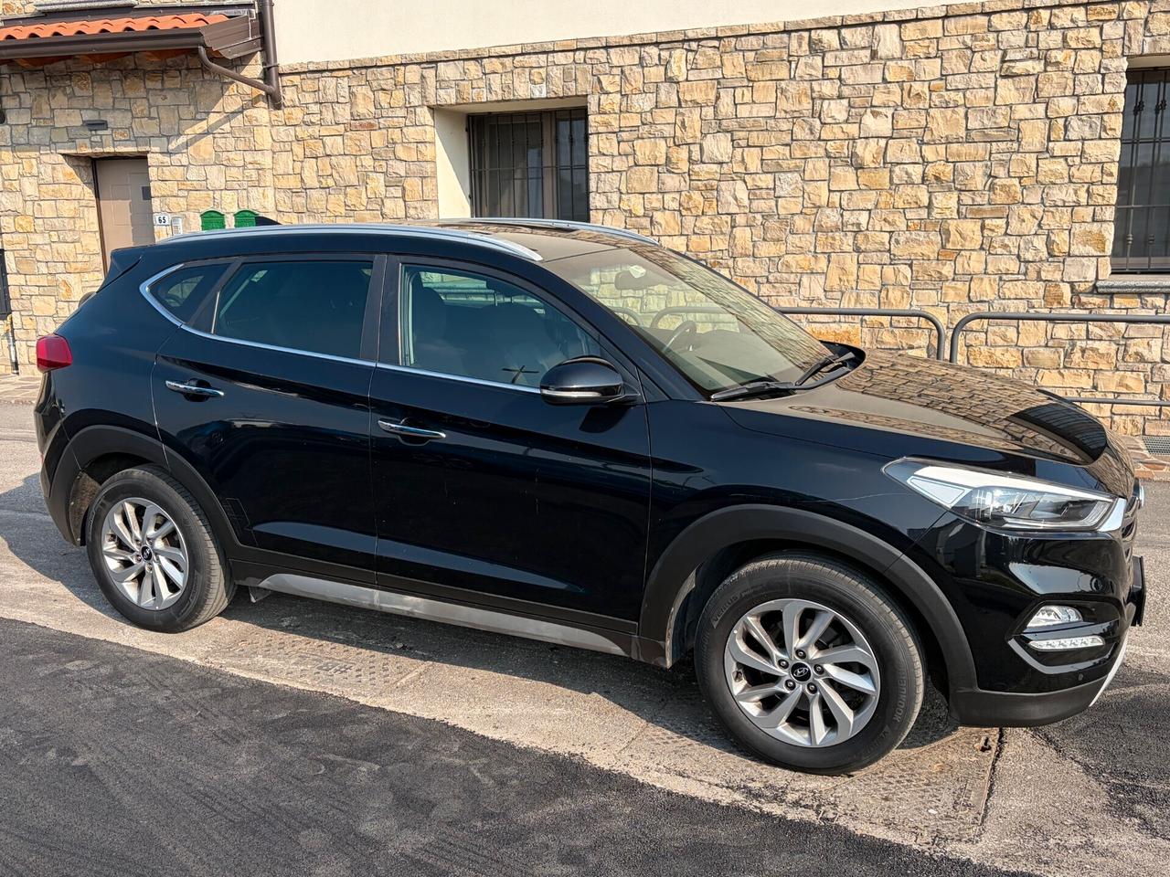 Hyundai Tucson 1.7 CRDi DCT Sound Edition