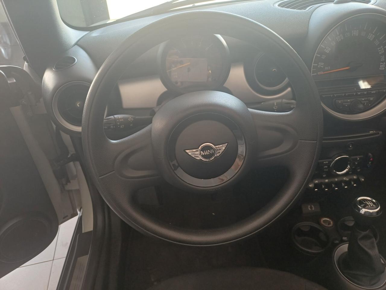 Mini Cooper Cabrio 1.6 White silver metallic