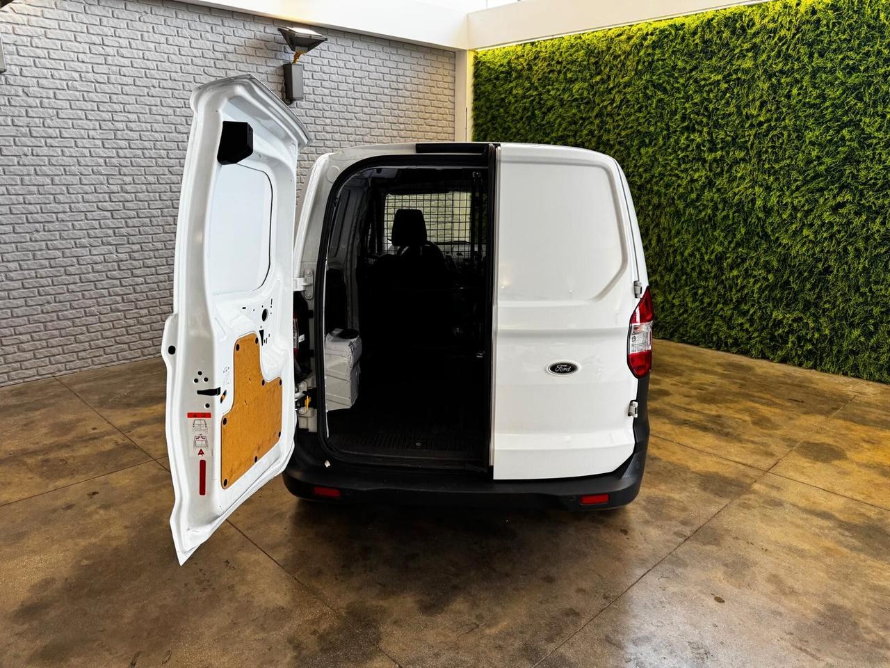 Ford Transit Courier 1.5 TDCi 75CV Van Trend