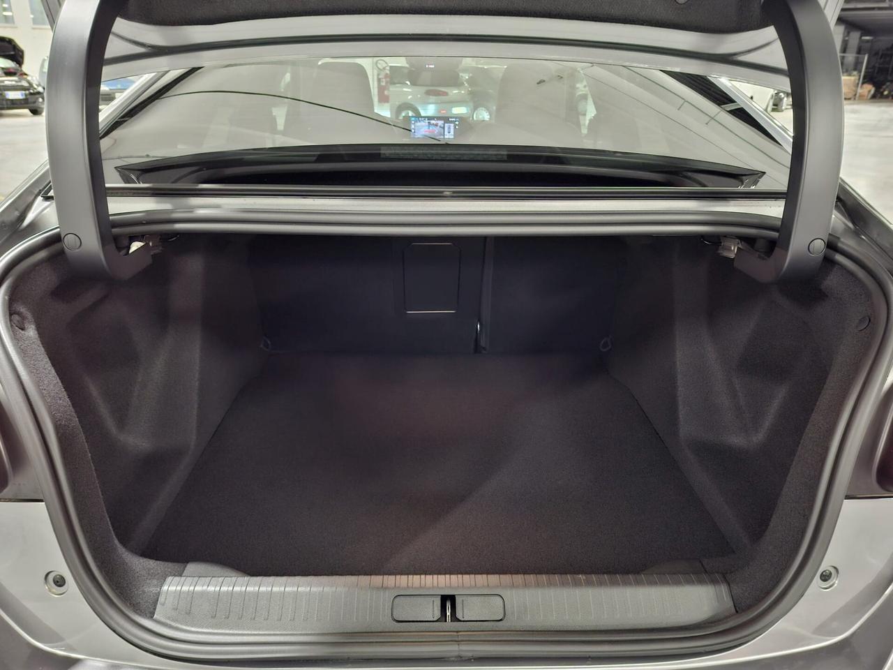 Citroen C4 X 1.2 PureTech 130CV Plus EAT8 Km. 0 MY'25